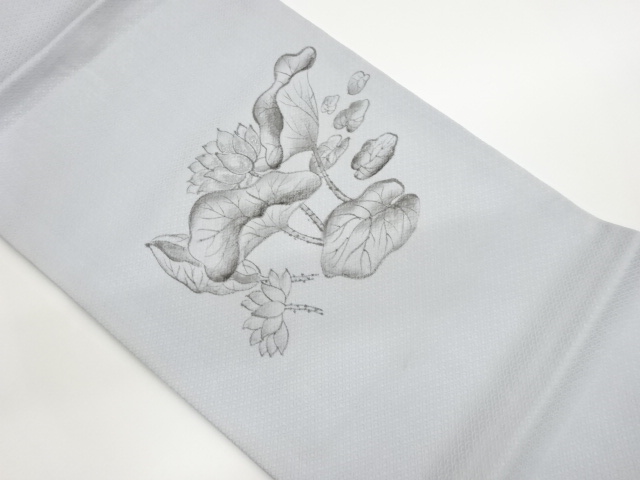 作家物　銀彩手描き蓮模様開き名古屋帯（額縁仕立て）